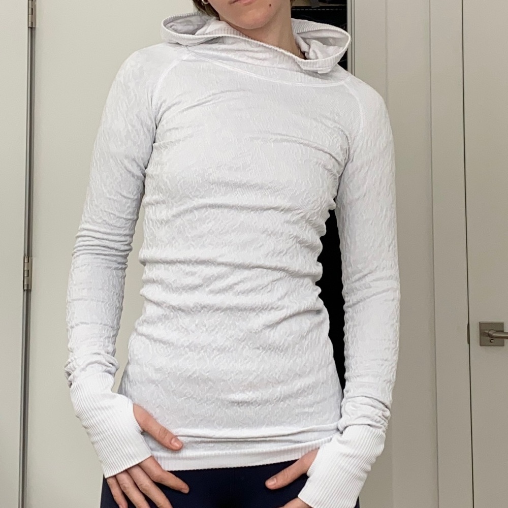 Lululemon Hooded Thermal Textured Long Sleeve Size 4